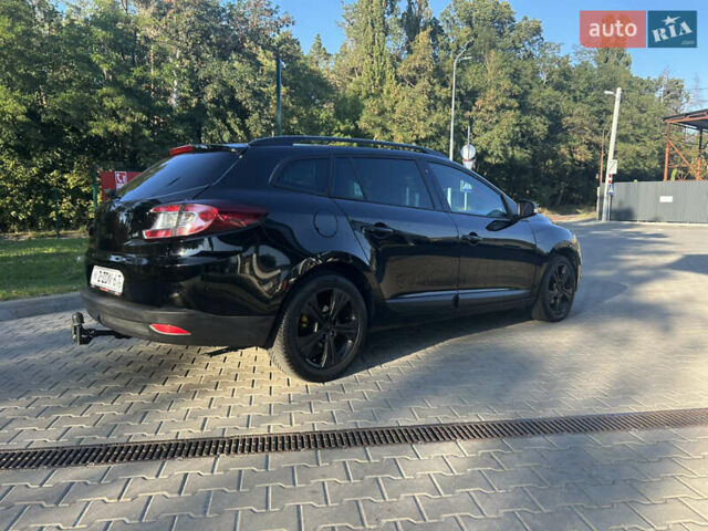 Черный Рено Меган, объемом двигателя 1.6 л и пробегом 205 тыс. км за 7100 $, фото 12 на Automoto.ua