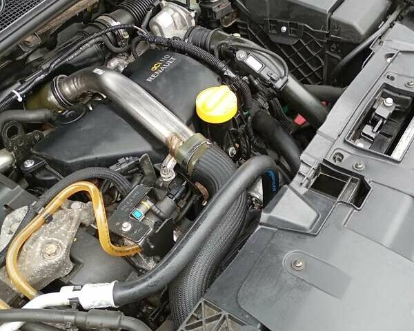 Черный Рено Меган, объемом двигателя 1.46 л и пробегом 225 тыс. км за 7000 $, фото 8 на Automoto.ua