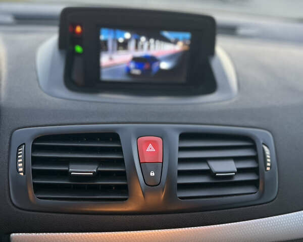 Черный Рено Меган, объемом двигателя 1.46 л и пробегом 215 тыс. км за 7200 $, фото 49 на Automoto.ua