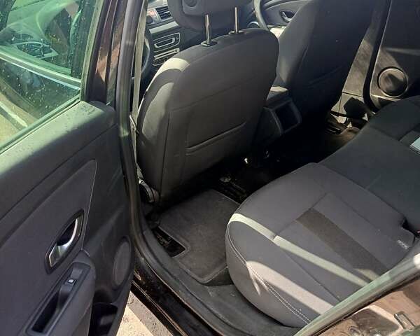 Черный Рено Меган, объемом двигателя 1.46 л и пробегом 236 тыс. км за 6500 $, фото 3 на Automoto.ua