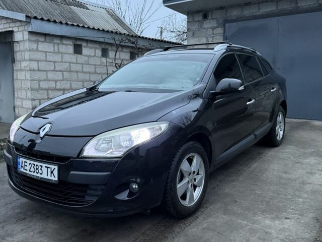 Черный Рено Меган, объемом двигателя 1.5 л и пробегом 239 тыс. км за 7400 $, фото 2 на Automoto.ua