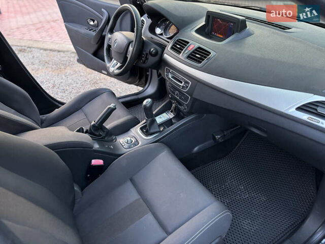 Черный Рено Меган, объемом двигателя 1.46 л и пробегом 240 тыс. км за 6990 $, фото 22 на Automoto.ua