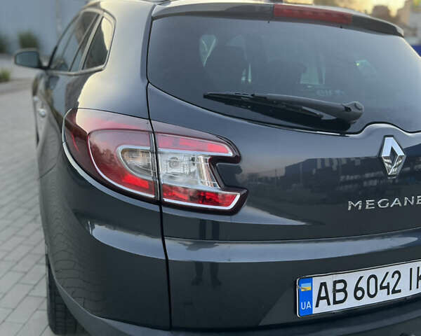 Черный Рено Меган, объемом двигателя 1.46 л и пробегом 215 тыс. км за 7200 $, фото 34 на Automoto.ua