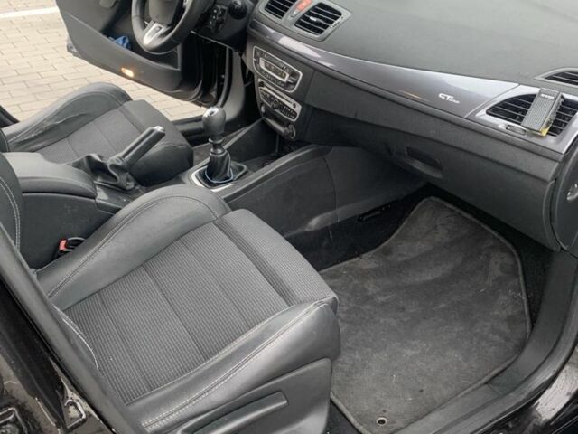 Черный Рено Меган, объемом двигателя 1.5 л и пробегом 264 тыс. км за 6500 $, фото 7 на Automoto.ua