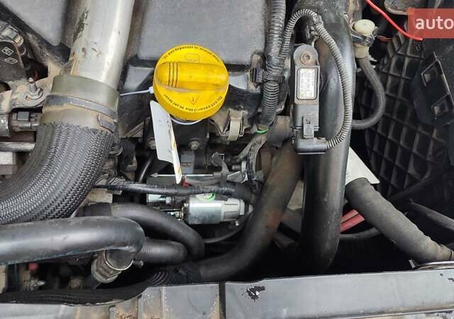 Чорний Рено Меган, об'ємом двигуна 1.46 л та пробігом 349 тис. км за 5700 $, фото 23 на Automoto.ua