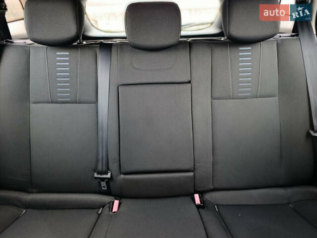 Черный Рено Меган, объемом двигателя 1.6 л и пробегом 196 тыс. км за 7500 $, фото 17 на Automoto.ua