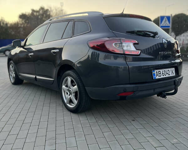 Черный Рено Меган, объемом двигателя 1.46 л и пробегом 215 тыс. км за 7200 $, фото 26 на Automoto.ua
