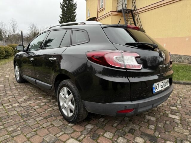 Черный Рено Меган, объемом двигателя 1.4 л и пробегом 185 тыс. км за 5999 $, фото 12 на Automoto.ua