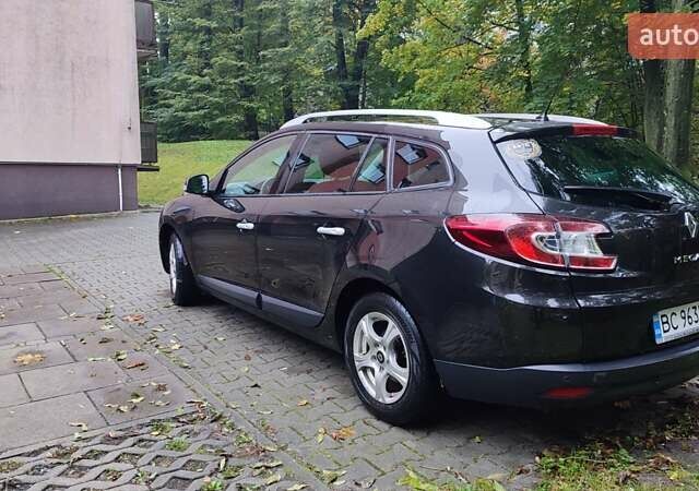 Чорний Рено Меган, об'ємом двигуна 1.46 л та пробігом 349 тис. км за 5700 $, фото 7 на Automoto.ua