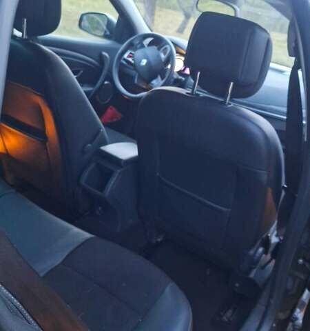 Черный Рено Меган, объемом двигателя 1.5 л и пробегом 253 тыс. км за 7500 $, фото 1 на Automoto.ua