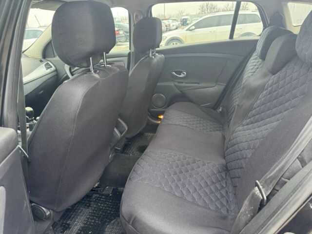 Черный Рено Меган, объемом двигателя 1.5 л и пробегом 300 тыс. км за 5100 $, фото 7 на Automoto.ua