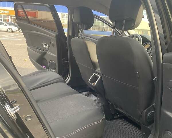 Черный Рено Меган, объемом двигателя 1.5 л и пробегом 290 тыс. км за 7200 $, фото 12 на Automoto.ua