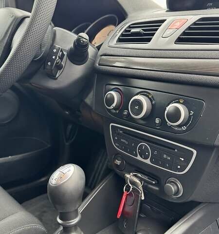 Черный Рено Меган, объемом двигателя 1.6 л и пробегом 186 тыс. км за 7600 $, фото 15 на Automoto.ua