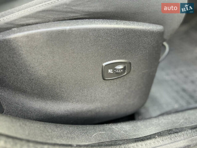 Рено Меган 2010 в Каменце-Подольском на Automoto.ua Черный Рено Меган, объемом двигателя 1.5 л и пробегом 271 тыс. км за 6450 $, фото 58 на Automoto.ua