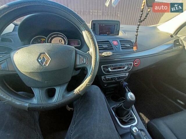 Черный Рено Меган, объемом двигателя 1.46 л и пробегом 296 тыс. км за 7100 $, фото 7 на Automoto.ua