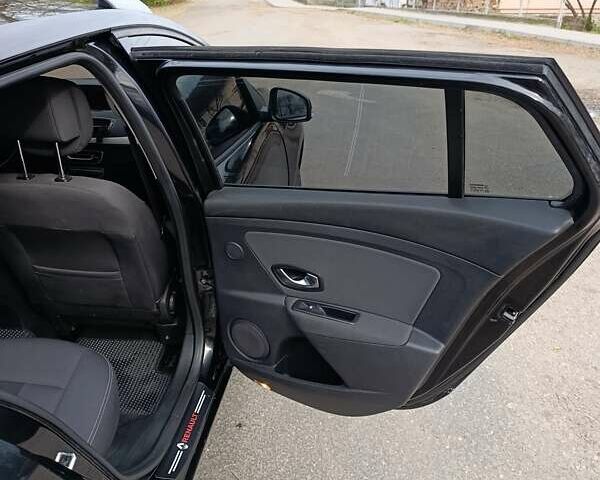 Черный Рено Меган, объемом двигателя 1.46 л и пробегом 241 тыс. км за 6900 $, фото 16 на Automoto.ua