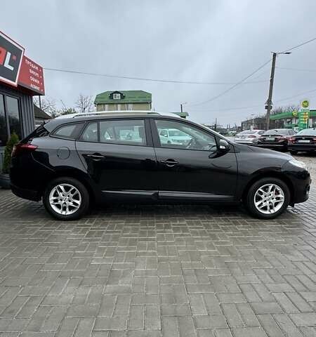 Черный Рено Меган, объемом двигателя 1.6 л и пробегом 186 тыс. км за 7600 $, фото 6 на Automoto.ua