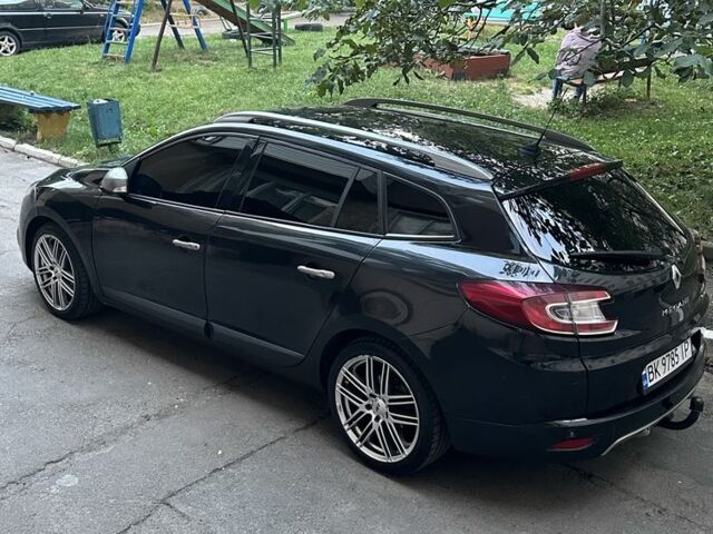 Черный Рено Меган, объемом двигателя 1.9 л и пробегом 320 тыс. км за 7790 $, фото 4 на Automoto.ua