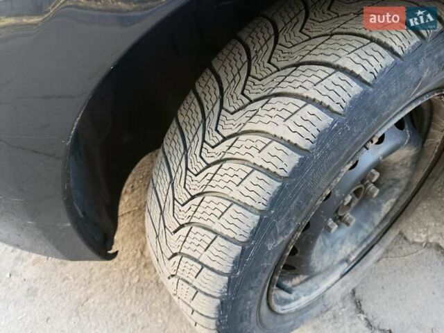 Черный Рено Меган, объемом двигателя 1.46 л и пробегом 296 тыс. км за 7100 $, фото 9 на Automoto.ua