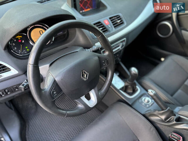 Черный Рено Меган, объемом двигателя 1.46 л и пробегом 240 тыс. км за 6990 $, фото 14 на Automoto.ua
