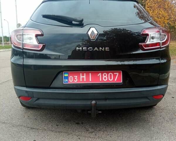 Рено Меган 2010 в Луцке на Automoto.ua Черный Рено Меган, объемом двигателя 1.6 л и пробегом 198 тыс. км за 6100 $, фото 14 на Automoto.ua