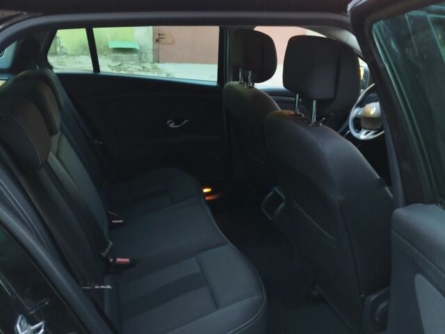 Черный Рено Меган, объемом двигателя 1.6 л и пробегом 163 тыс. км за 7999 $, фото 21 на Automoto.ua