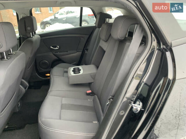 Черный Рено Меган, объемом двигателя 1.5 л и пробегом 217 тыс. км за 6999 $, фото 17 на Automoto.ua