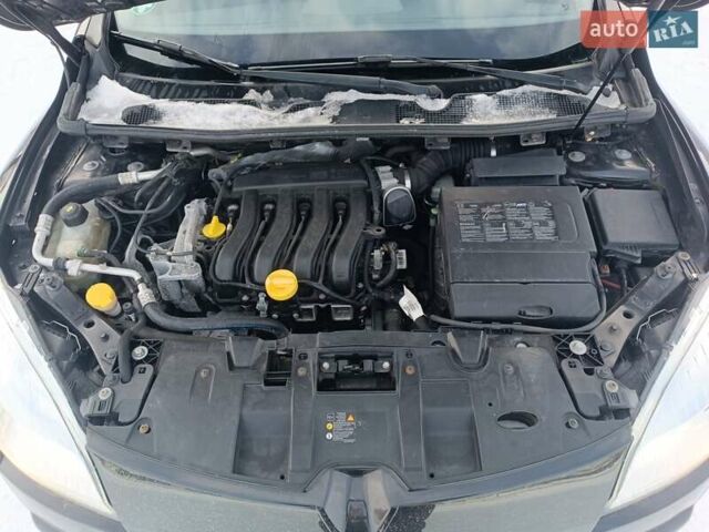 Черный Рено Меган, объемом двигателя 1.6 л и пробегом 201 тыс. км за 6950 $, фото 23 на Automoto.ua