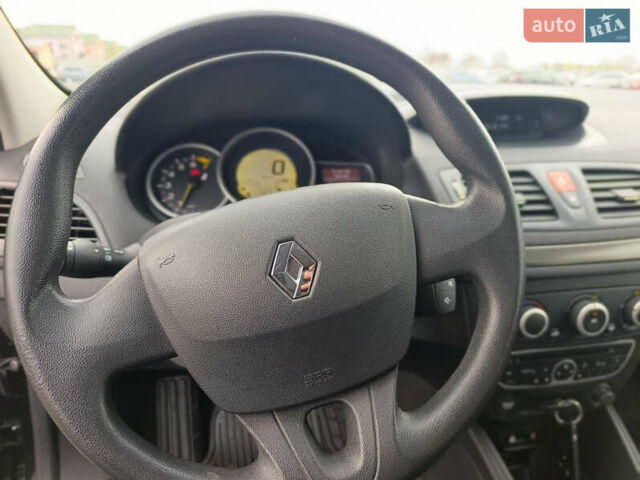Черный Рено Меган, объемом двигателя 1.6 л и пробегом 196 тыс. км за 7500 $, фото 14 на Automoto.ua