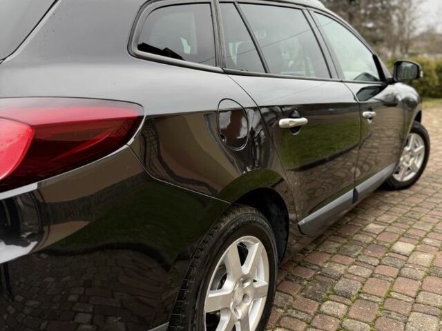 Черный Рено Меган, объемом двигателя 1.4 л и пробегом 185 тыс. км за 5999 $, фото 6 на Automoto.ua