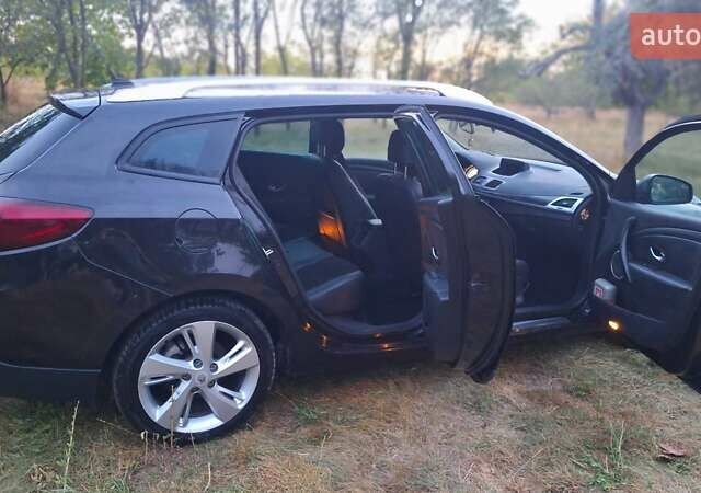 Черный Рено Меган, объемом двигателя 1.5 л и пробегом 253 тыс. км за 7500 $, фото 2 на Automoto.ua