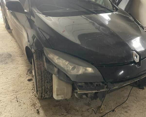 Чорний Рено Меган, об'ємом двигуна 1.46 л та пробігом 330 тис. км за 2800 $, фото 3 на Automoto.ua