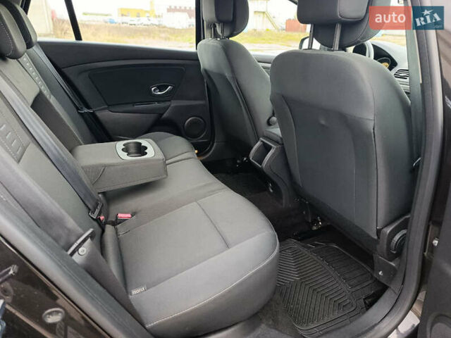 Черный Рено Меган, объемом двигателя 1.6 л и пробегом 196 тыс. км за 7500 $, фото 24 на Automoto.ua