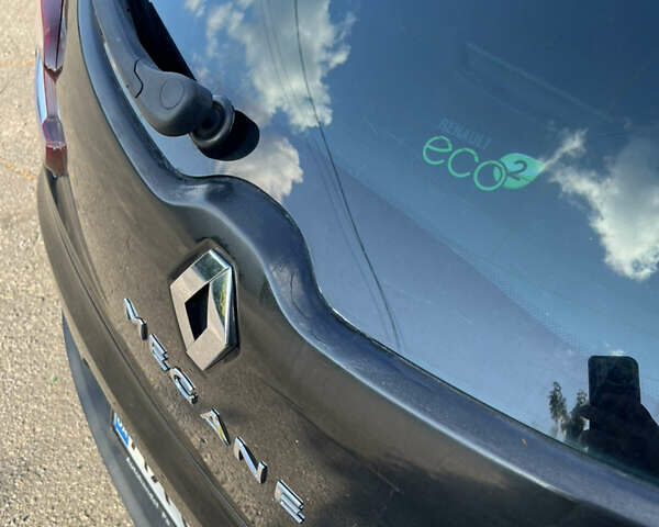 Черный Рено Меган, объемом двигателя 1.6 л и пробегом 250 тыс. км за 7500 $, фото 12 на Automoto.ua