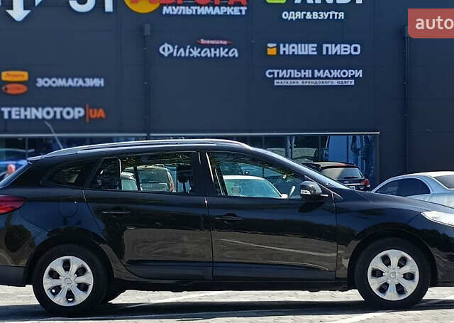 Черный Рено Меган, объемом двигателя 1.5 л и пробегом 233 тыс. км за 7150 $, фото 4 на Automoto.ua