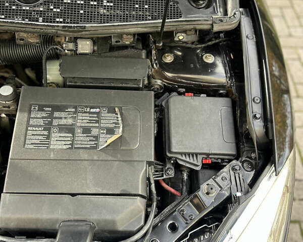 Рено Меган 2010 в Каменце-Подольском на Automoto.ua Черный Рено Меган, объемом двигателя 1.5 л и пробегом 271 тыс. км за 6450 $, фото 64 на Automoto.ua