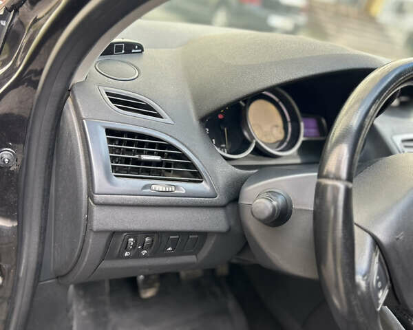 Рено Меган 2010 в Каменце-Подольском на Automoto.ua Черный Рено Меган, объемом двигателя 1.5 л и пробегом 271 тыс. км за 6450 $, фото 37 на Automoto.ua