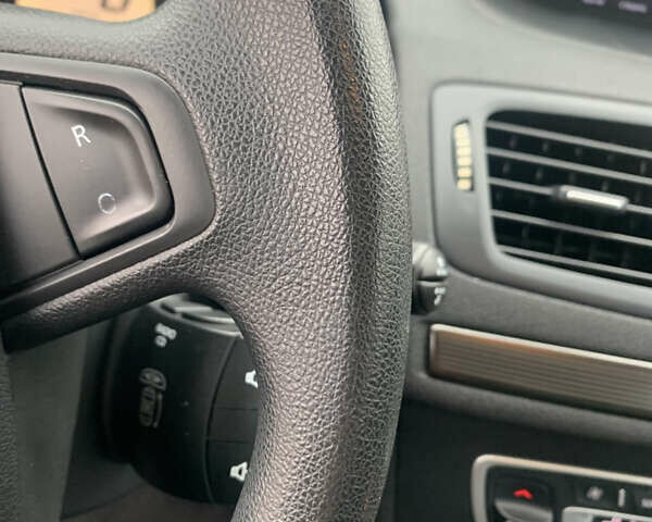 Черный Рено Меган, объемом двигателя 0 л и пробегом 230 тыс. км за 7750 $, фото 8 на Automoto.ua