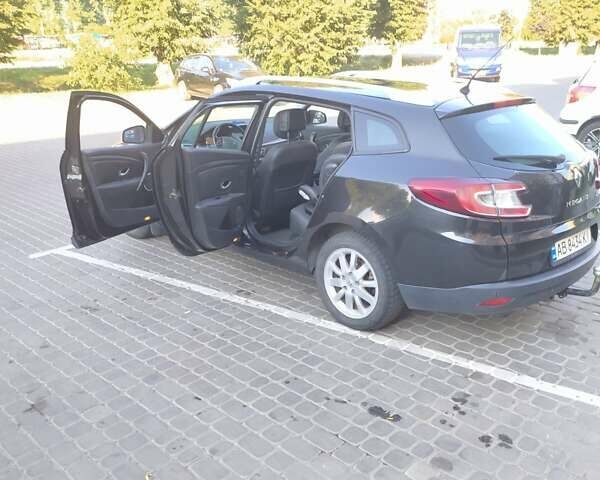 Черный Рено Меган, объемом двигателя 1.46 л и пробегом 240 тыс. км за 7150 $, фото 4 на Automoto.ua