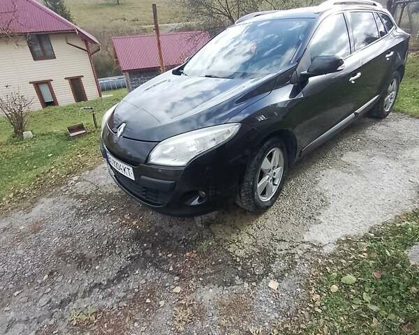 Черный Рено Меган, объемом двигателя 1.46 л и пробегом 258 тыс. км за 5800 $, фото 1 на Automoto.ua