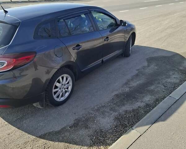 Чорний Рено Меган, об'ємом двигуна 1.46 л та пробігом 285 тис. км за 6600 $, фото 2 на Automoto.ua