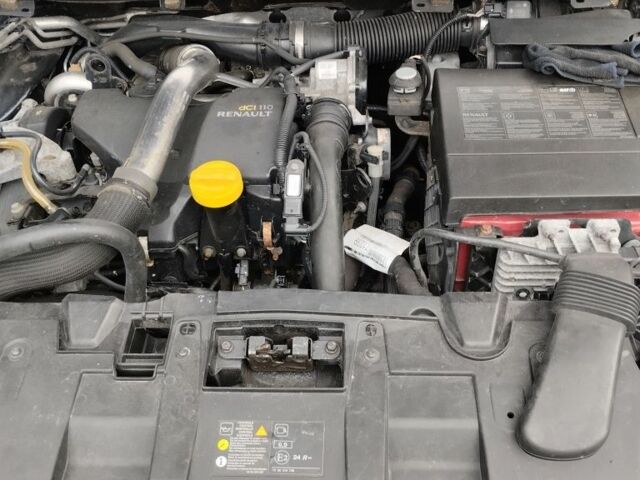 Черный Рено Меган, объемом двигателя 0 л и пробегом 235 тыс. км за 7300 $, фото 9 на Automoto.ua