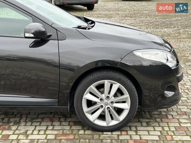 Черный Рено Меган, объемом двигателя 1.46 л и пробегом 277 тыс. км за 7300 $, фото 25 на Automoto.ua