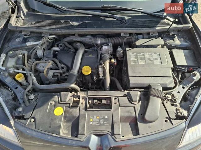 Чорний Рено Меган, об'ємом двигуна 1.46 л та пробігом 285 тис. км за 6600 $, фото 4 на Automoto.ua