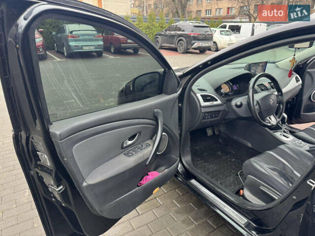 Черный Рено Меган, объемом двигателя 1.46 л и пробегом 300 тыс. км за 7000 $, фото 2 на Automoto.ua