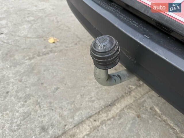 Черный Рено Меган, объемом двигателя 1.6 л и пробегом 212 тыс. км за 6700 $, фото 14 на Automoto.ua