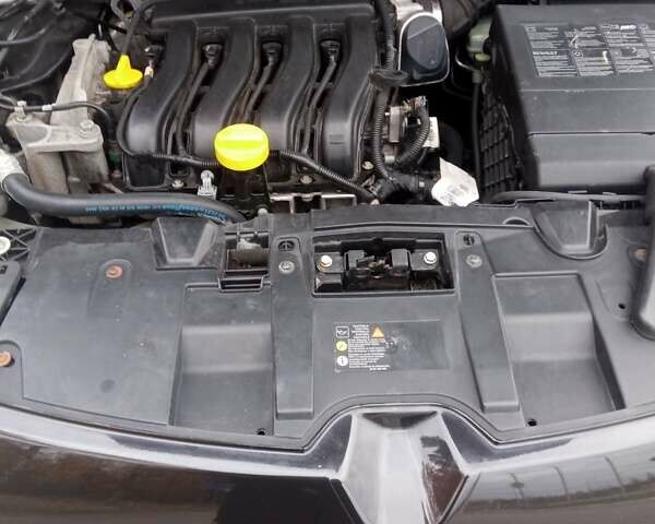 Рено Меган 2010 в Луцке на Automoto.ua Черный Рено Меган, объемом двигателя 1.6 л и пробегом 198 тыс. км за 6100 $, фото 61 на Automoto.ua