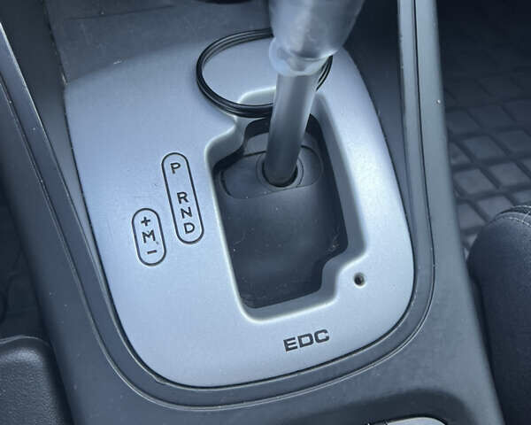 Черный Рено Меган, объемом двигателя 1.6 л и пробегом 250 тыс. км за 7500 $, фото 4 на Automoto.ua