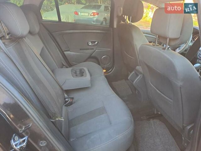 Черный Рено Меган, объемом двигателя 1.46 л и пробегом 238 тыс. км за 7200 $, фото 6 на Automoto.ua