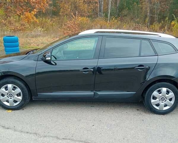 Рено Меган 2010 в Луцке на Automoto.ua Черный Рено Меган, объемом двигателя 1.6 л и пробегом 198 тыс. км за 6100 $, фото 20 на Automoto.ua